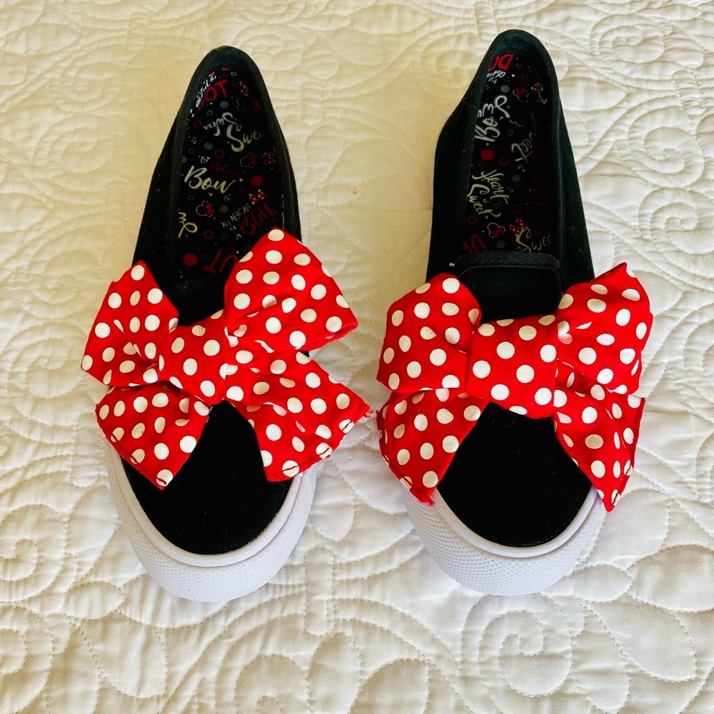 Minnie Mouse “All About The Bows” shoes